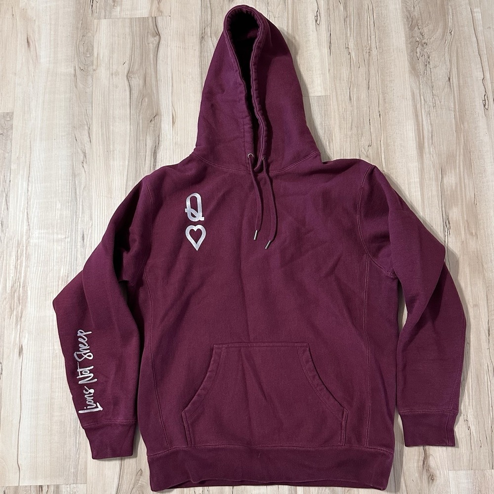 Lions Not Sheep Hoodie Large Red Hooded Sweatshirt Queen Collection Heart Logo